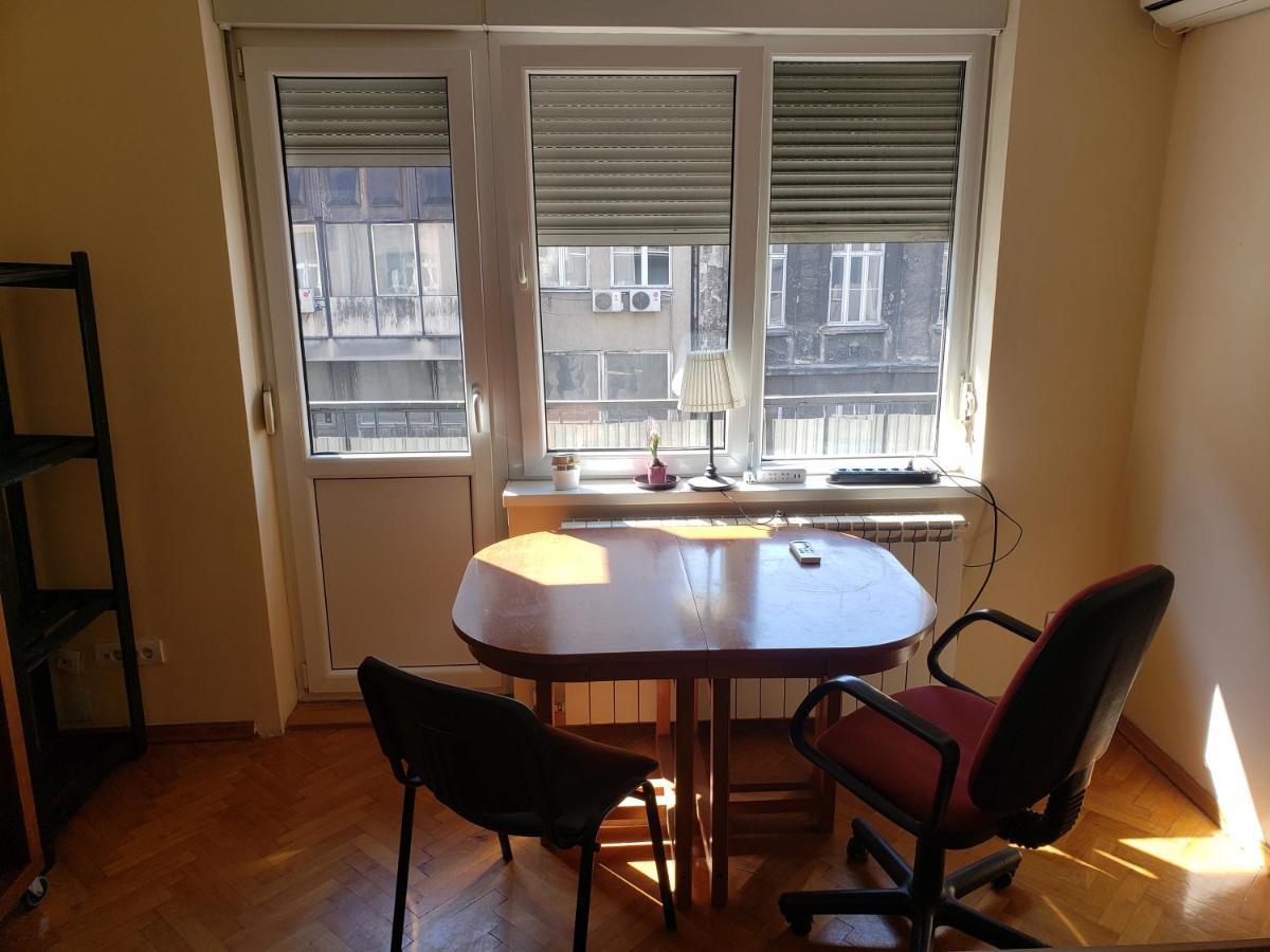 Private Cozy Room 2 With Shared Kitchen In Appartment Belgrade Luaran gambar